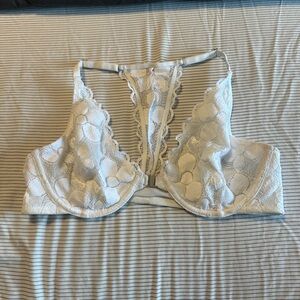 White lace bra